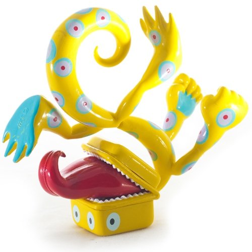 1990s Crazy Newt figure by Jim Woodring, produced by Sony Creative. Front view.