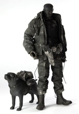 Bleak Mission + Custard the Satanic Labrador Shadow figure by Ashley Wood, produced by Threea. Front view.