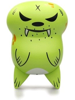 I am the Walrus  figure by Frank Kozik, produced by Munky King. Front view.