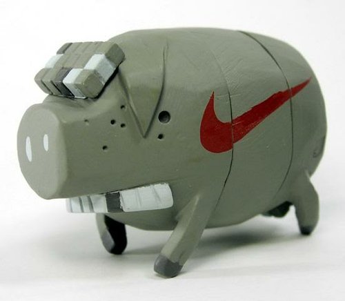 The Pig - Nike Grey CC#14 figure by Michael Lau, produced by Crazysmiles. Front view.