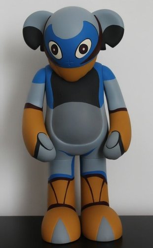 Arkiv Instant figure by Mattcandraw, produced by Adfunture. Front view.