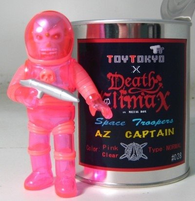 Death Climax #028 - Toy Tokyo Exclusive figure, produced by Toygraph. Front view.
