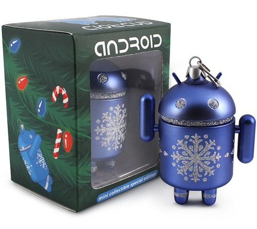 Android Christmas Ornament figure by Andrew Bell, produced by Dyzplastic. Front view.