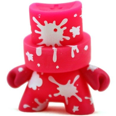 Tilt Fatcap figure by Tilt, produced by Kidrobot. Front view.