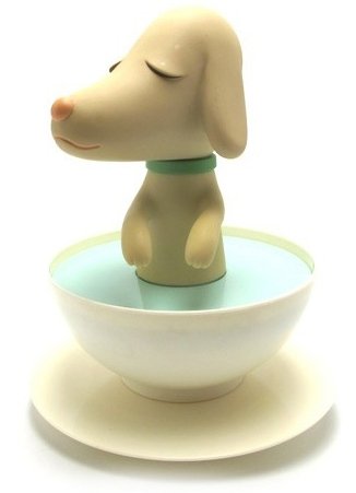 PupCup figure by Yoshitomo Nara, produced by Cereal Art. Front view.