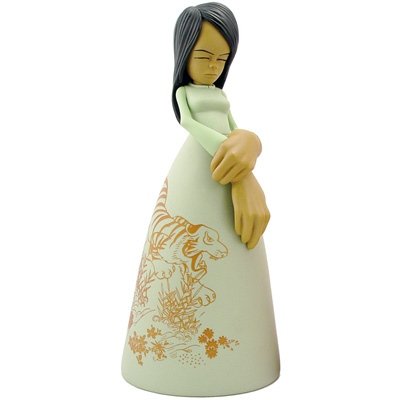 Fatima figure by Sam Flores, produced by Ningyoushi. Front view.