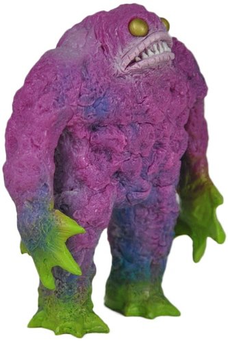Kaiju Rhaal - Magenta/Teal Marbled figure by Barry Allen, produced by Gorgoloid. Front view.