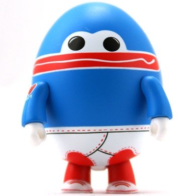 mummysboy figure, produced by Toy2R. Front view.