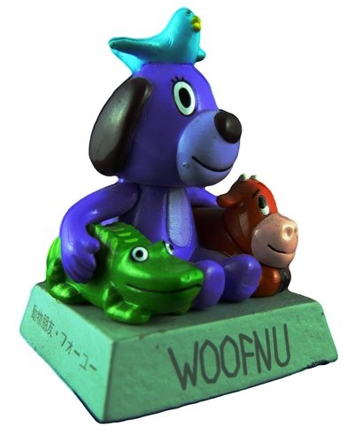 Woofnu figure by Rodney Greenblatt, produced by Sony Creative. Front view.