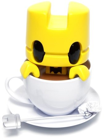 Lunartik Lemon Tea figure by Matt Jones (Lunartik), produced by Lunartik Ltd. Front view.