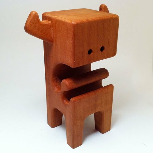 AARGHBLOCK figure by Pepe. Front view.