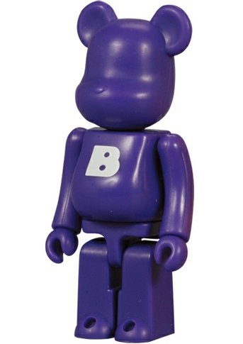 Basic Be@rbrick Series 8 - B figure, produced by Medicom Toy. Front view.