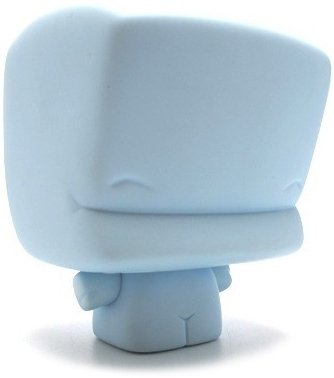Marge Mallow - Blue figure by Stéphane Levallois, produced by Artoyz Originals. Front view.