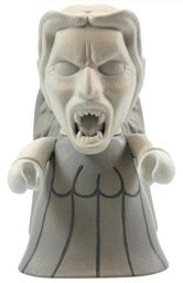 Weeping Angel figure by Matt Jones (Lunartik), produced by Titan Merchandise. Front view.