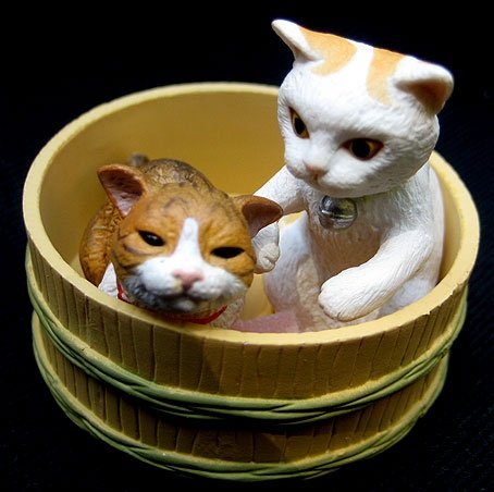 Cats in a Bath Barrel figure, produced by Re-Ment. Front view.
