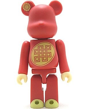 Member 4 Be@rbrick 100% figure by Ani Nendo, produced by Medicom Toy. Front view.