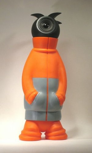 Spearhead Speaker - Orange figure by Jason Siu, produced by Jason Siu & Co. Front view.
