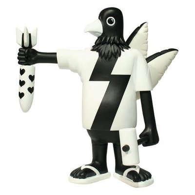 Lei Gong - Black and White figure by Phunk Studios, produced by Phalanx Creative. Front view.