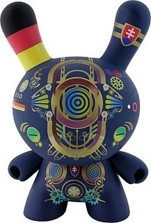 Kidrobot Message Board Exclusive Dunny figure by Kenzo Minami, produced by Kidrobot. Front view.