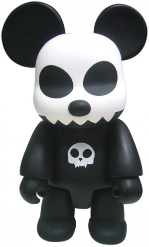 16 Toyer Bear figure by Toy2R, produced by Toy2R. Front view.