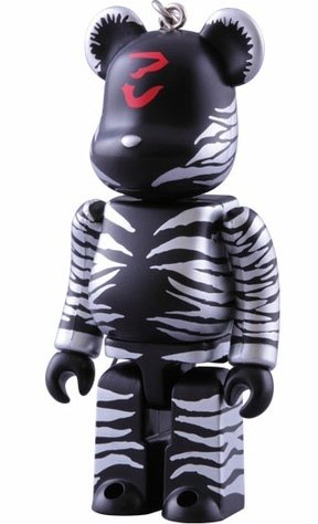 Zebraman 2 Be@rbrick 100% figure, produced by Medicom Toy. Front view.