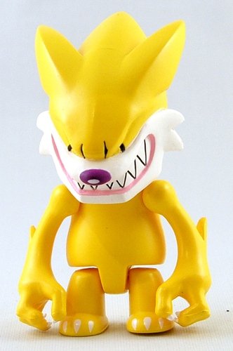 Fang Wolf Qee - Yellow figure by Touma, produced by Toy2R. Front view.