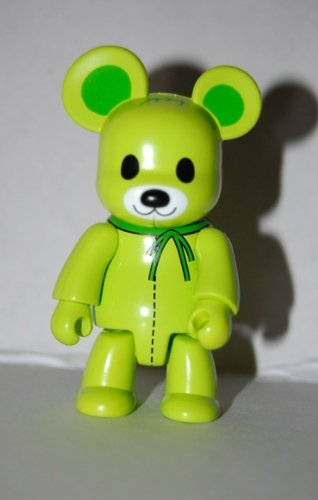 Green BBQ figure by Stephen Lee, produced by Toy2R. Front view.