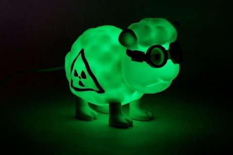 Seamour Sheep - Radioactive Edition figure by Metin Seven, produced by Crazylabel. Front view.