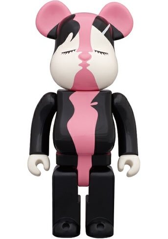 Cute Kiss Be@rbrick 400% figure, produced by Medicom Toy. Front view.