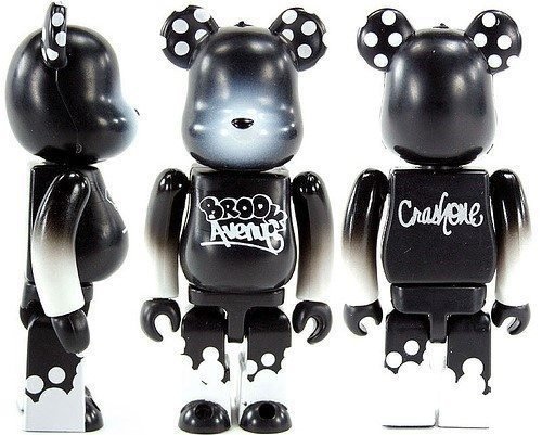 Brook Avenue - Secret Be@rbrick Series 15 figure by Crashone, produced by Medicom Toy. Front view.