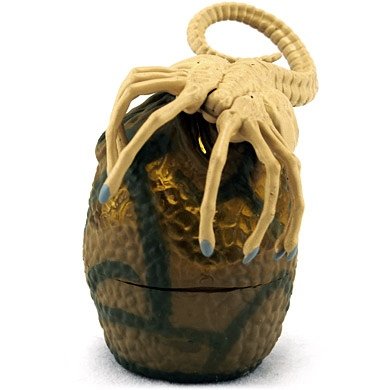 Alien Egg and Face Hugger figure, produced by Medicom Toy. Front view.