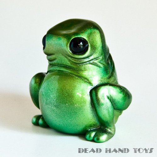 13 - Metallic Green Spotted figure by Brian Ahlbeck (Lysol), produced by Dead Hand. Front view.