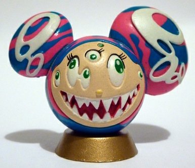 Strange Melting DOB Shine  figure by Takashi Murakami, produced by Kaiyodo. Front view.