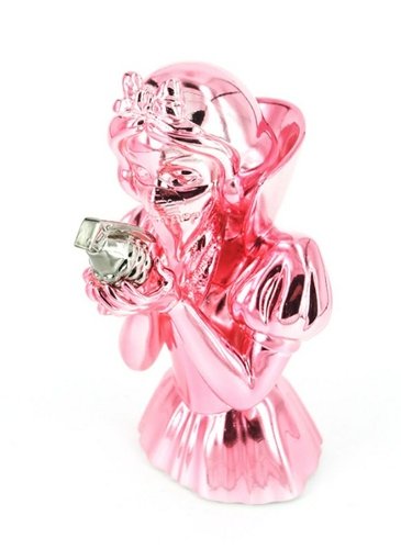 Bad Apple figure by Goin, produced by Mighty Jaxx. Front view.