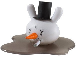 Crusty Dunny - Chase figure by Frank Kozik, produced by Kidrobot. Front view.