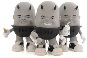 Luey Smoking, Drinking & Raging - Mono Set, SDCC 07 figure by Bob Dob, produced by Strangeco. Front view.