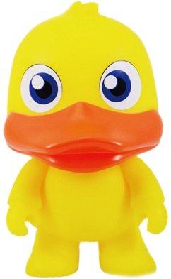 QuackyQ Mini Qee figure by Toy2R, produced by Toy2R. Front view.