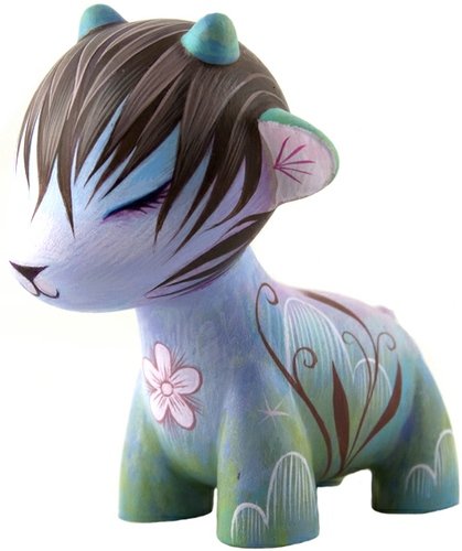 Simple Thoughts figure by Jeremiah Ketner. Front view.