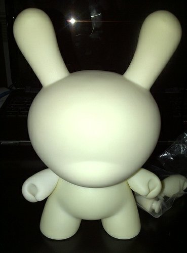 Dunny - DIY figure, produced by Kidrobot. Front view.