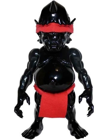Debris Japan - Unpainted Black figure by Junnosuke Abe, produced by Restore. Front view.