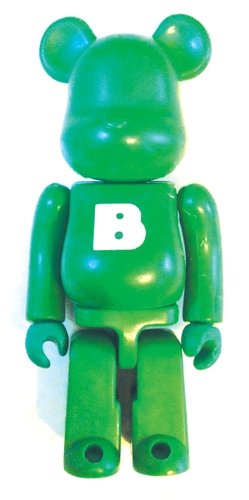 Basic Be@rbrick Series 6 - B figure, produced by Medicom Toy. Front view.