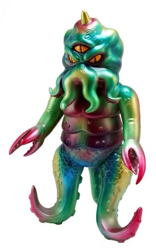 Kaiju TriPus figure by Mark Nagata, produced by Max Toy Co.. Front view.