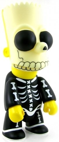 Bart Simpson Qee 10 - Bone, Skeleton Mask 1 figure by Matt Groening, produced by Toy2R. Front view.