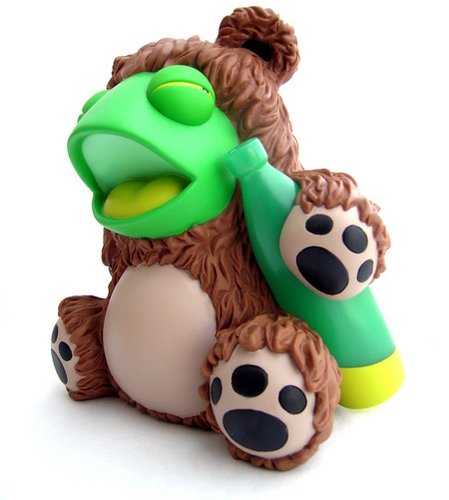 Drunk Frog In Bear Suit (D-FiBS) figure by Tnes, produced by Kidrobot. Front view.