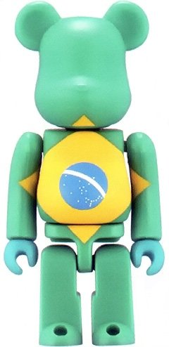 Brazil - Flag Be@rbrick Series 3 figure, produced by Medicom Toy. Front view.