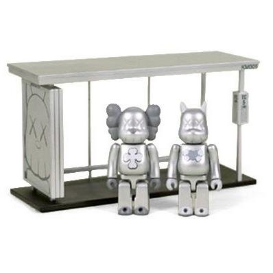 KAWS Bus Stop Kubrick - Set 5  figure by Kaws, produced by Medicom Toy. Front view.