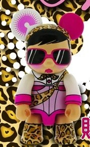 Shopping Lady Bear Qee figure, produced by Toy2R. Front view.