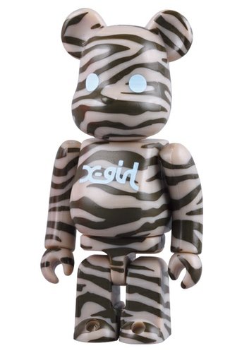X-girl Be@rbrick 100% - Zebra Brown figure by X-Girl, produced by Medicom Toy. Front view.