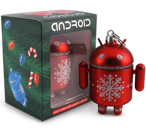 Android Christmas Ornament figure by Andrew Bell, produced by Dyzplastic. Front view.