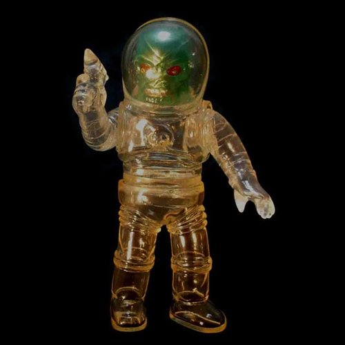 Death Climax # 12 - invisible Green Captain figure, produced by Toygraph. Front view.